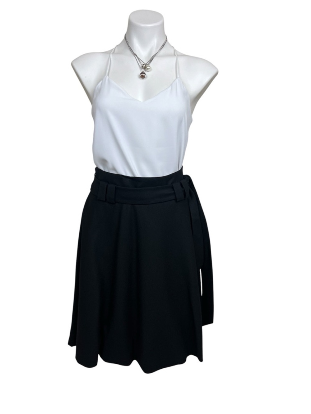 Akris Punto Belted Wool A-Line Skirt Classic Black Tie-Waist 6 Women’s Mini